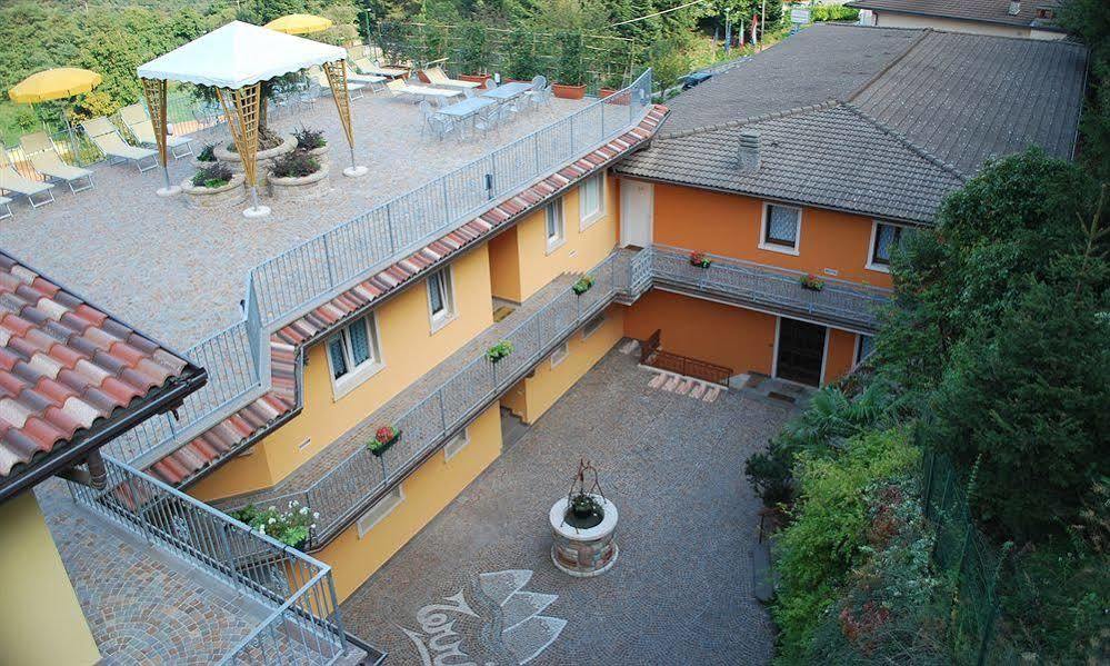 Residence Terry Tremosine Exteriör bild